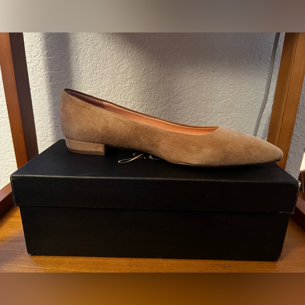 Suede pointy toe flats